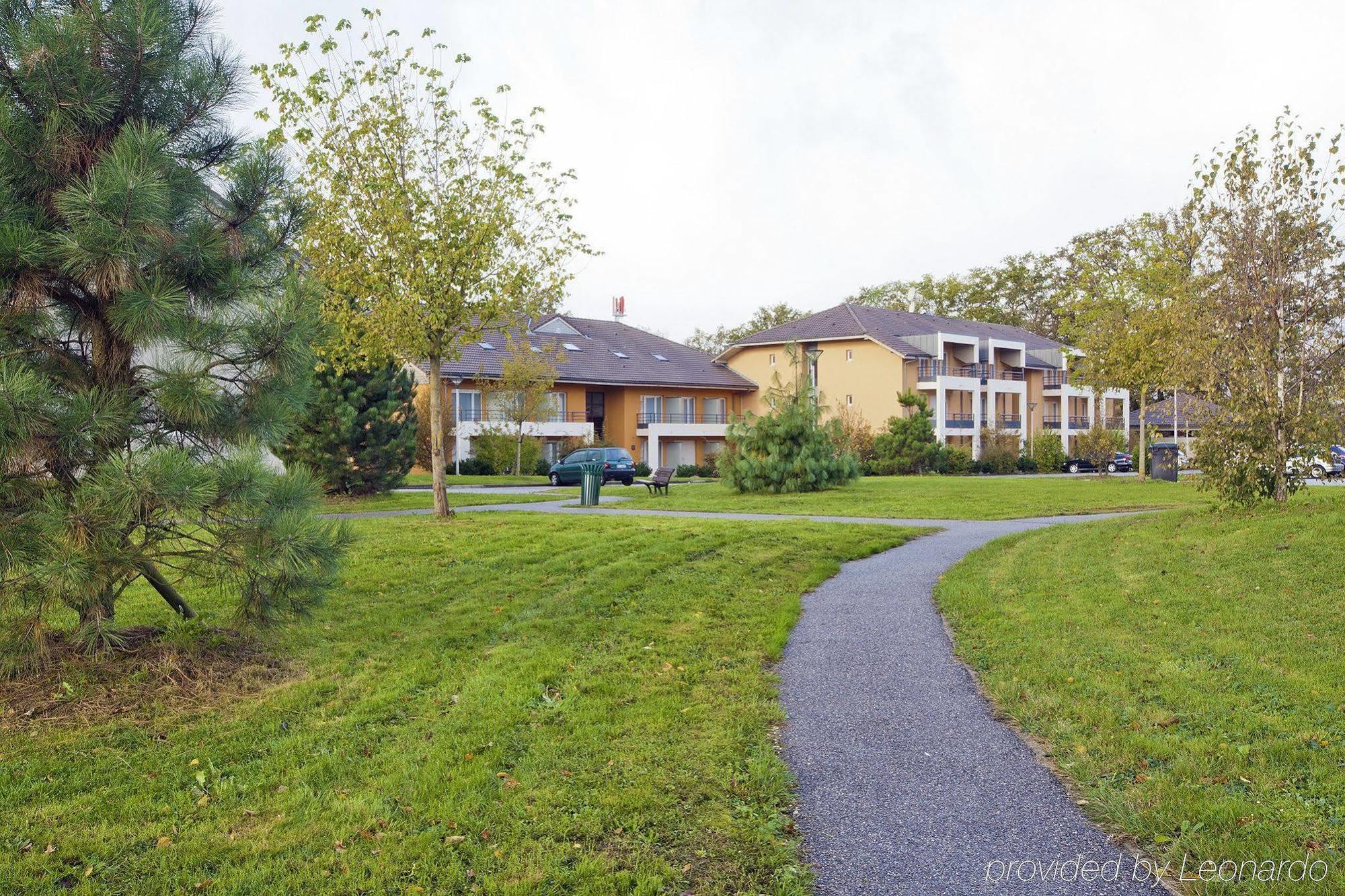 Residhome Geneve Prevessin Le Carre D'Or Ngoại thất bức ảnh